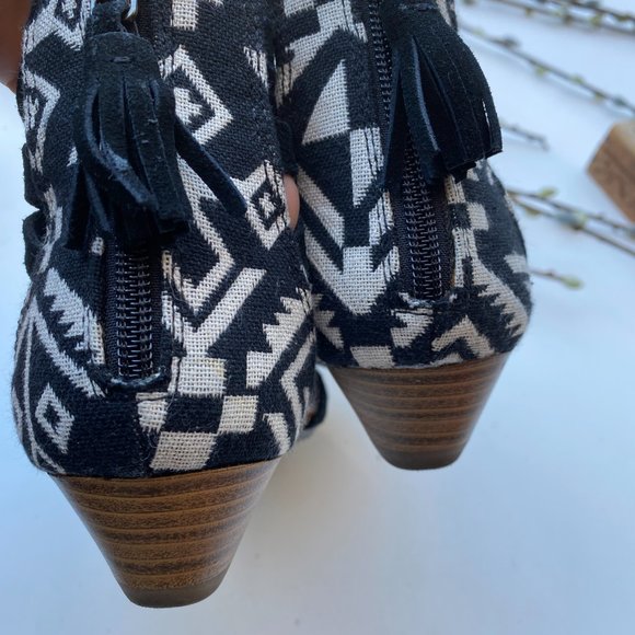 Minnetonka 7 Leather Lace Up Native Tribal Print - Picture 4 of 4